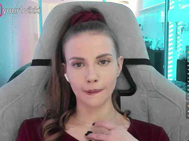 VikkiExtraCheese webcam