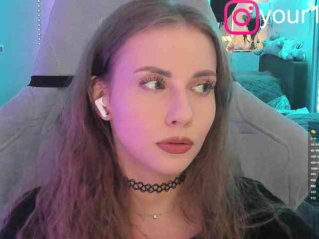 VikkiExtraCheese webcam