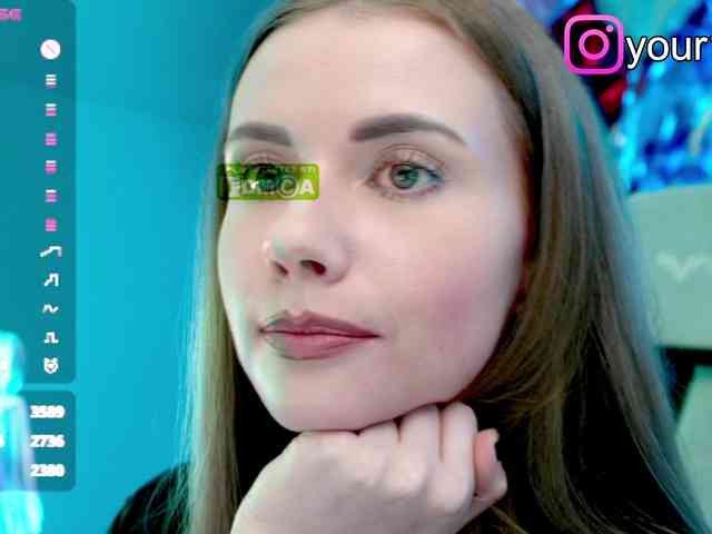 VikkiExtraCheese webcam