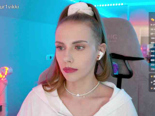 VikkiExtraCheese webcam