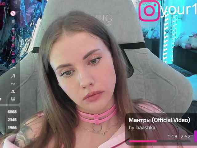 VikkiExtraCheese webcam