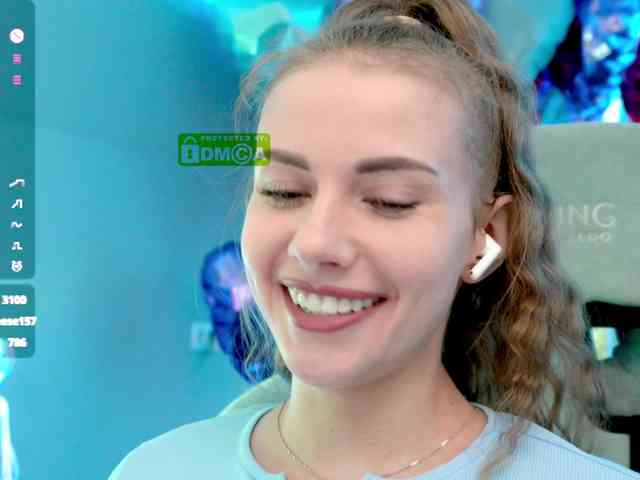 -VikkiL0vesCheese-