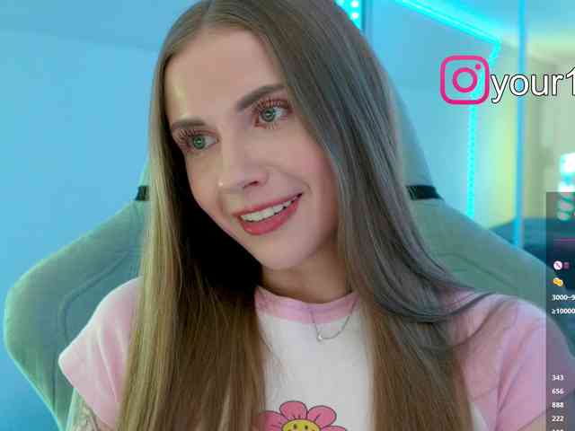 VikkiExtraCheese webcam