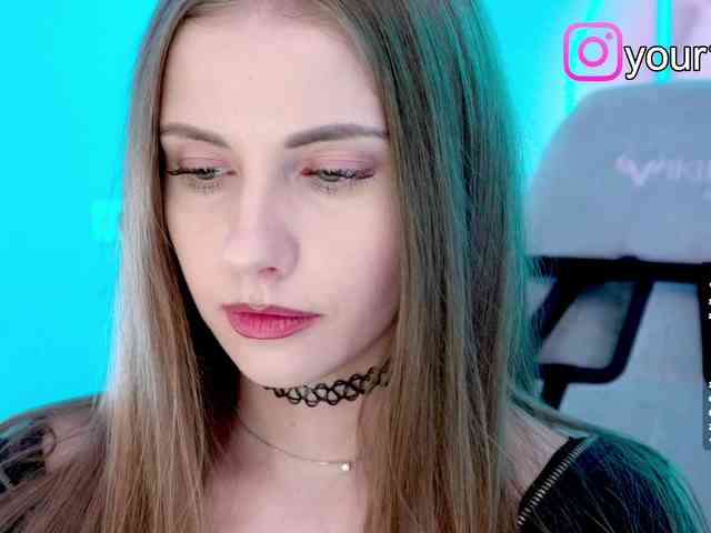 VikkiExtraCheese