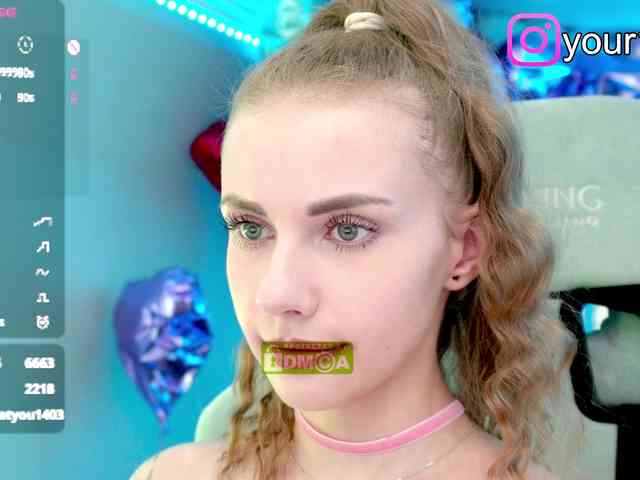 VikkiExtraCheese webcam