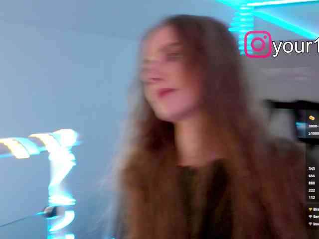 -VikkiL0vesCheese- -VikkiL0vesCheese-