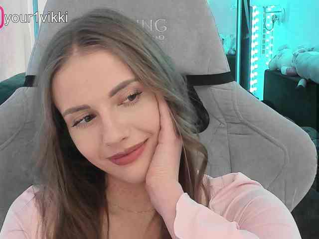 VikkiExtraCheese webcam