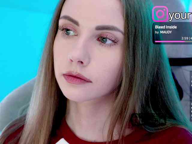 VikkiExtraCheese webcam