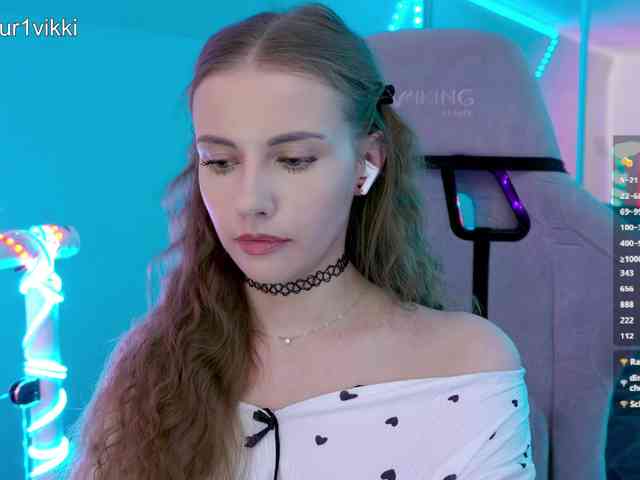 VikkiExtraCheese webcam