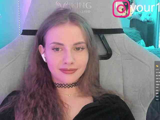 VikkiExtraCheese webcam