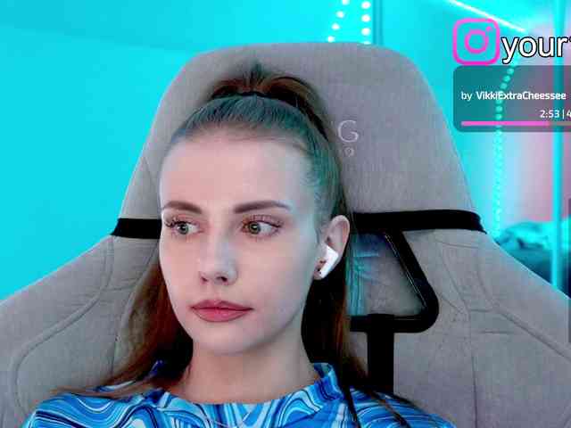 VikkiExtraCheese webcam