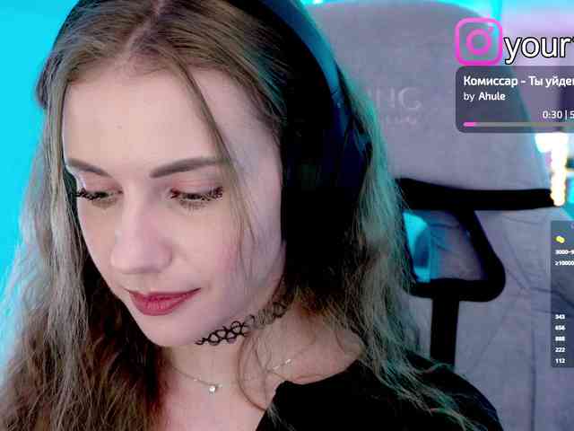 VikkiExtraCheese webcam