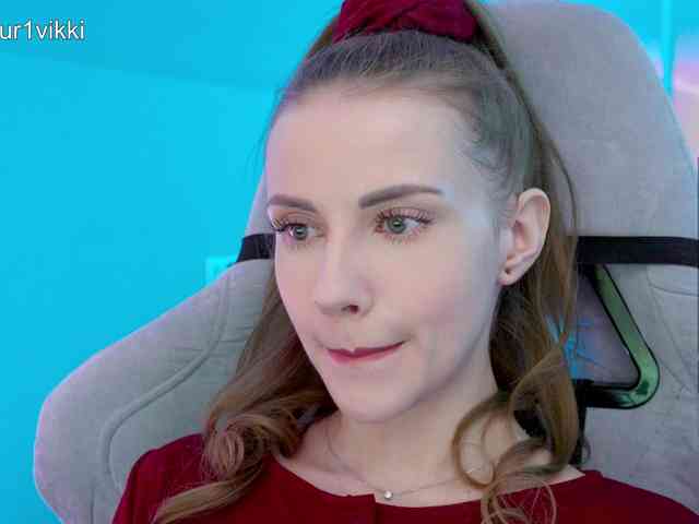 VikkiExtraCheese webcam
