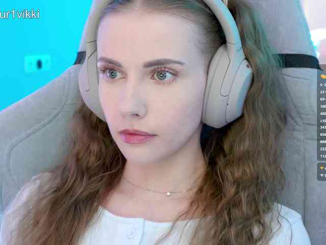 VikkiExtraCheese webcam