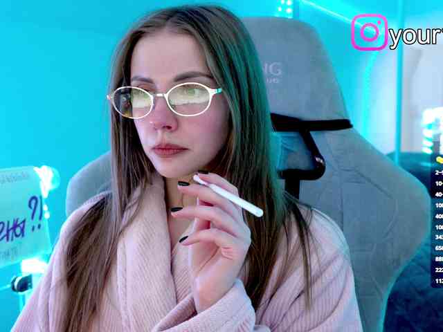 VikkiExtraCheese webcam
