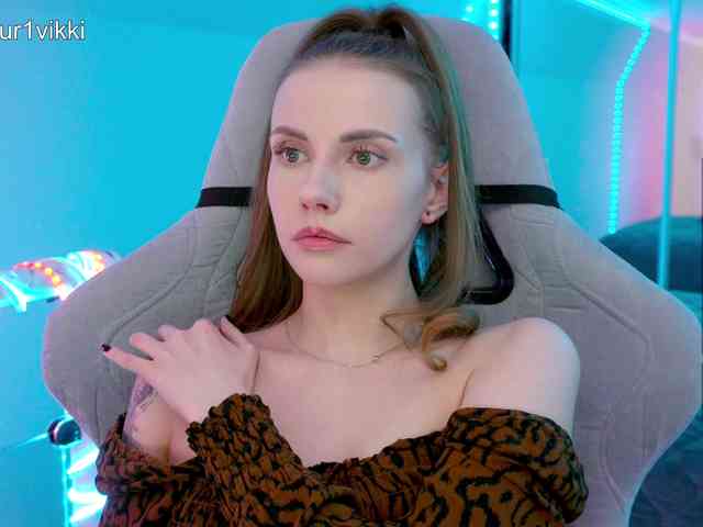VikkiExtraCheese webcam