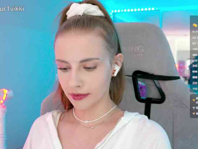 VikkiExtraCheese webcam