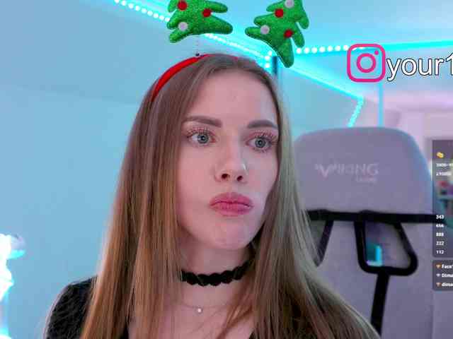 VikkiExtraCheese webcam