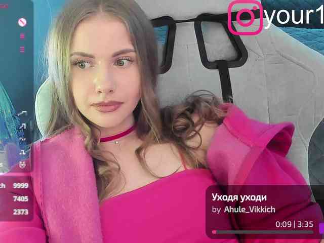 -VikkiL0vesCheese- -VikkiL0vesCheese-