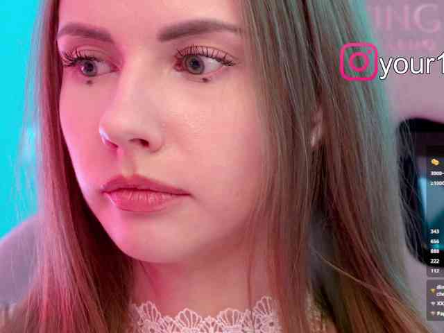 VikkiExtraCheese webcam