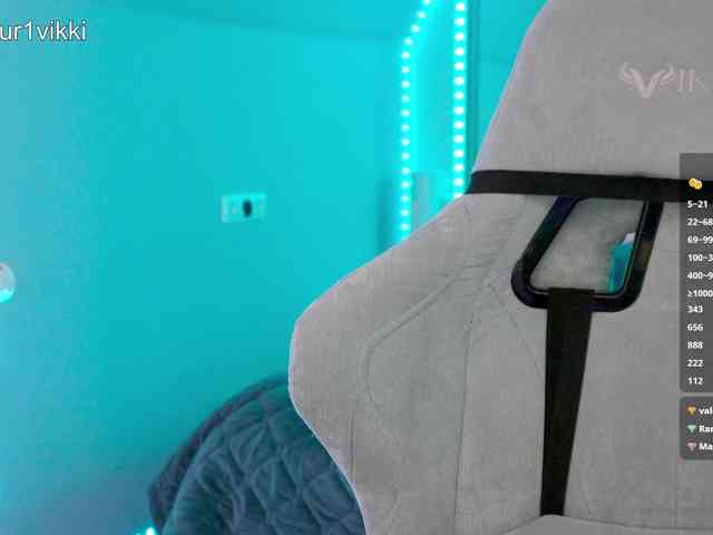 VikkiExtraCheese webcam