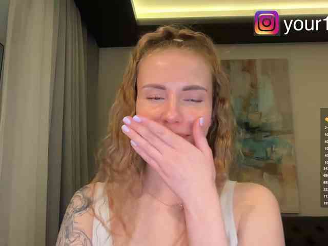 VikkiExtraCheese webcam