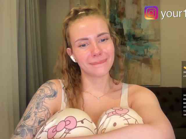 VikkiExtraCheese webcam