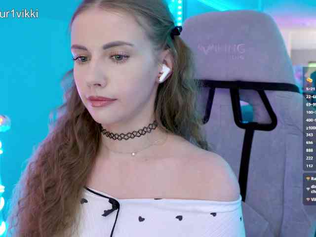 VikkiExtraCheese webcam