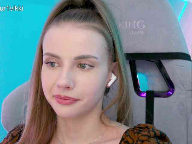 VikkiExtraCheese webcam