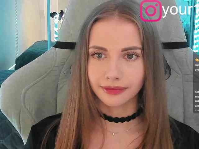 VikkiExtraCheese webcam