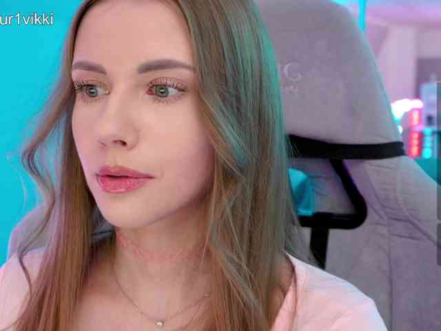 VikkiExtraCheese webcam