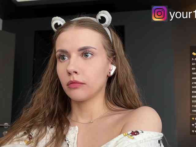 VikkiExtraCheese webcam