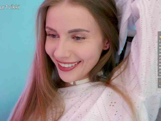 VikkiExtraCheese webcam