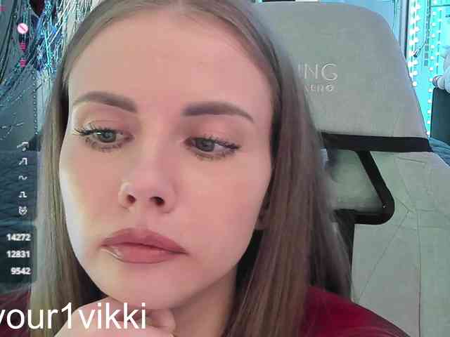 VikkiExtraCheese webcam