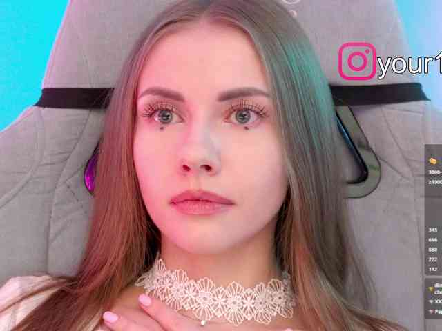 VikkiExtraCheese webcam