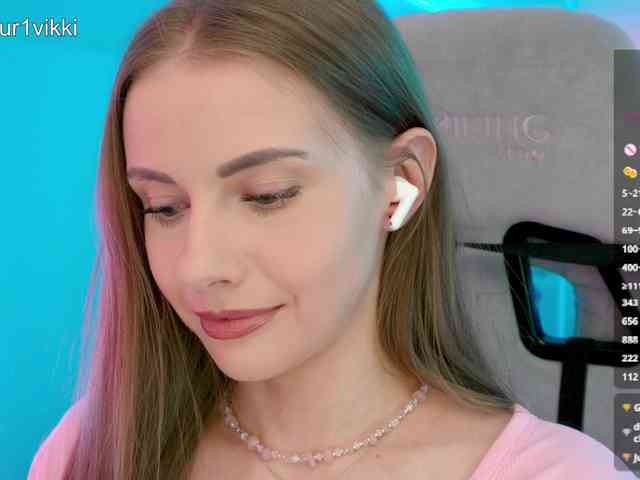 VikkiExtraCheese webcam