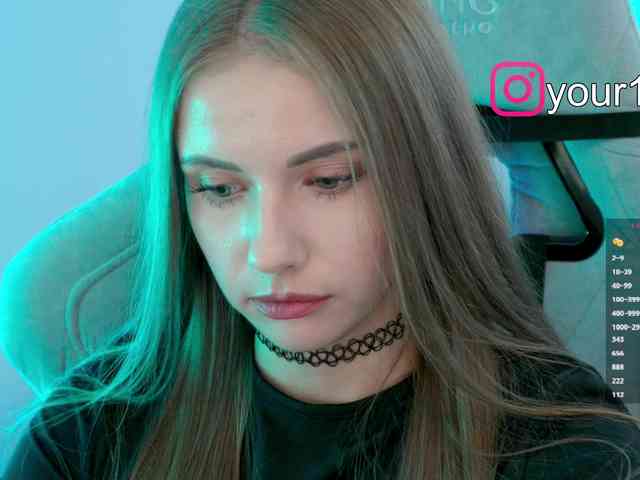 -VikkiL0vesCheese- -VikkiL0vesCheese-