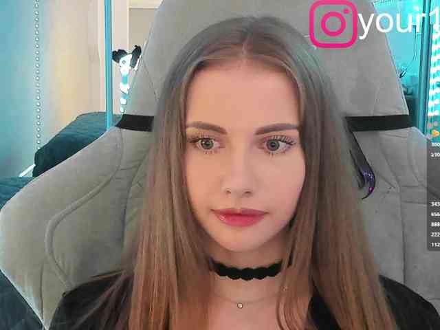 VikkiExtraCheese webcam
