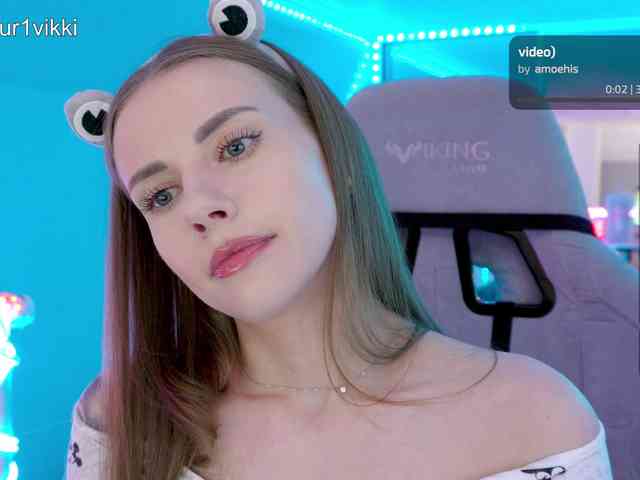 VikkiExtraCheese webcam