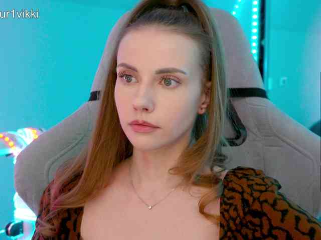 VikkiExtraCheese webcam