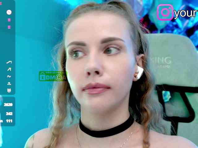 VikkiExtraCheese webcam