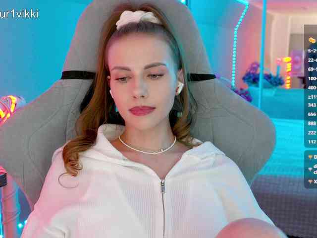 VikkiExtraCheese webcam