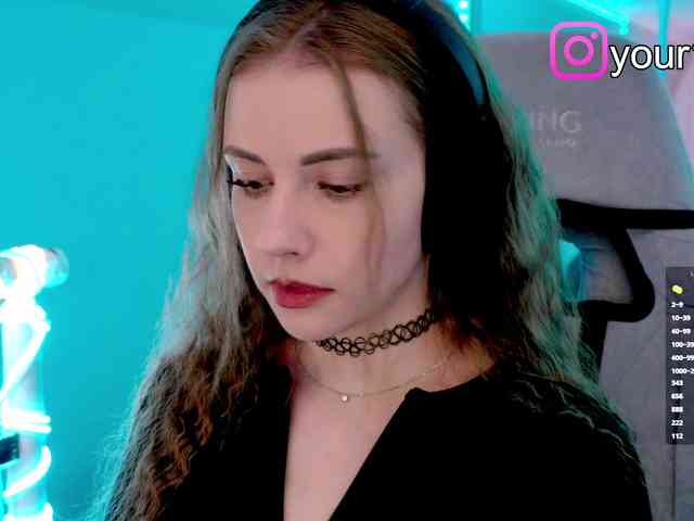 VikkiExtraCheese webcam