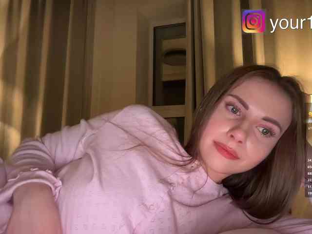 VikkiExtraCheese webcam