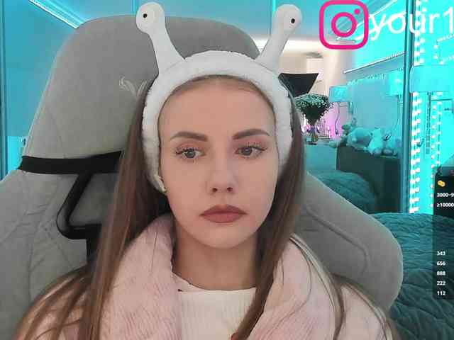 VikkiExtraCheese webcam