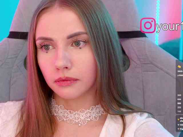 VikkiExtraCheese webcam