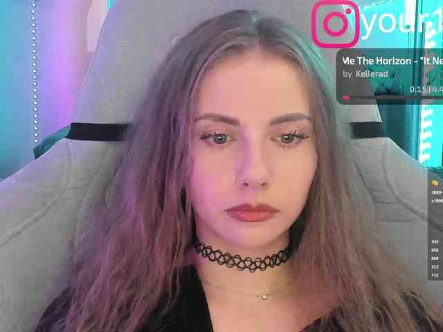 VikkiExtraCheese webcam