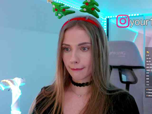 VikkiExtraCheese webcam