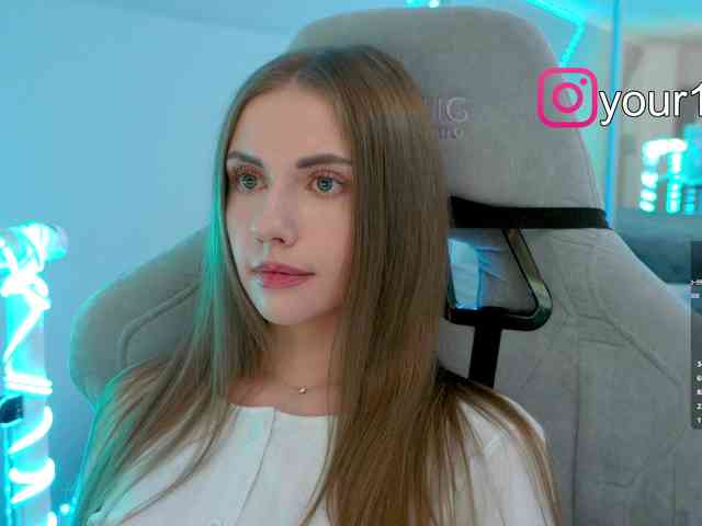 -VikkiL0vesCheese- -VikkiL0vesCheese-