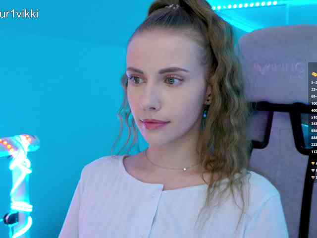 VikkiExtraCheese webcam